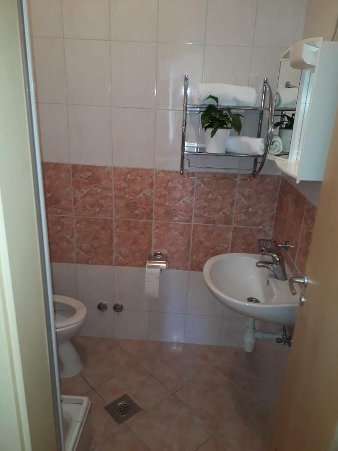 Apartmani Marino Privlaka  Eksteriør bilde