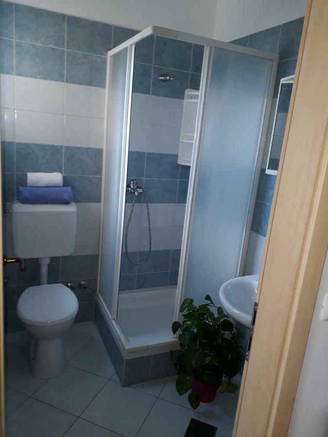 Apartmani Marino Privlaka  Eksteriør bilde