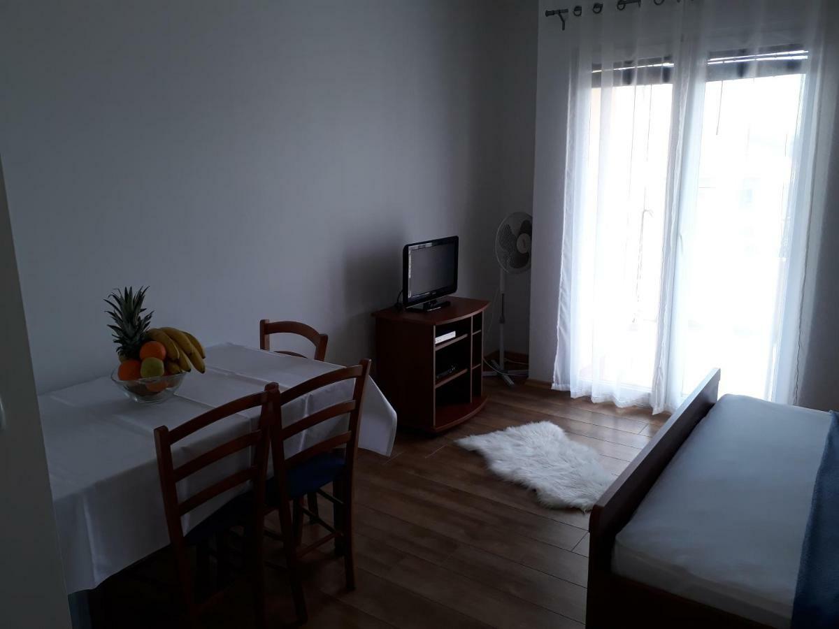 Apartmani Marino Privlaka  Eksteriør bilde