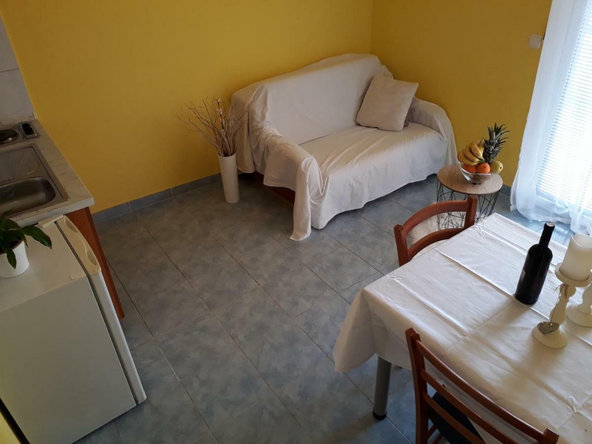 Apartmani Marino Privlaka  Eksteriør bilde