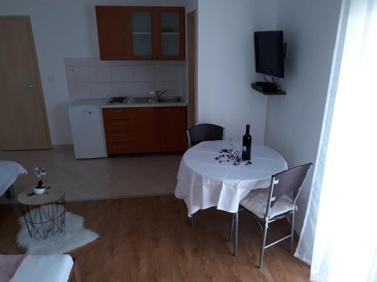Apartmani Marino Privlaka  Eksteriør bilde